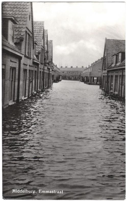 Kaart Middelburg Emmastraat Inundatie 1944-1945 Oorlog WO2, Verzamelen, Ansichtkaarten | Nederland, Ongelopen, Zeeland, 1940 tot 1960
