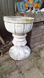 Betonnen bloempot, Tuin en Terras, Ophalen of Verzenden, Zo goed als nieuw, Rond