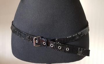 Even kijken! Zwarte feestelijke mooie mosaic riem. beschikbaar voor biedingen