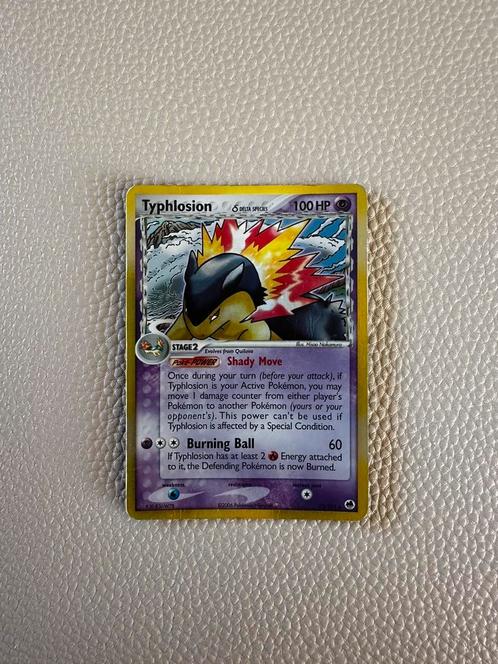 Typhlosion delta species, Hobby en Vrije tijd, Verzamelkaartspellen | Pokémon, Zo goed als nieuw, Losse kaart, Foil, Ophalen of Verzenden