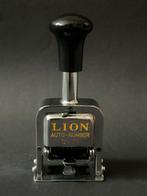 Vintage Nummerstempel, Lion Auto-Number C-71, Ophalen of Verzenden