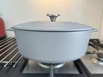 Cast Iron Pot - VIVO Villeroy & Boch, Huis en Inrichting, Ophalen, Gebruikt, Gietijzer, Pot, Bus of Blik
