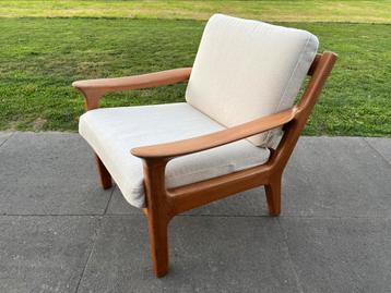 Fauteuil Juul Kristensen, totaal gerestaureerd. beschikbaar voor biedingen