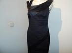 Karen Millen zwarte chique jurk aparte schuine hals 40, Maat 38/40 (M), Karen Millen, Verzenden, Zwart
