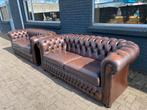 2 x 3 zit Chesterfield banken bruin GRATIS BEZORGD, Gebruikt, 150 tot 200 cm, Ophalen of Verzenden, Leer