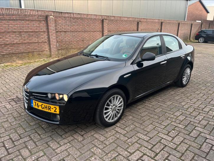 Alfa Romeo 159 1.8 MPI 103KW 2008 Zwart, Auto's, Alfa Romeo, Bedrijf, Benzine, C, Sedan, Handgeschakeld, Origineel Nederlands