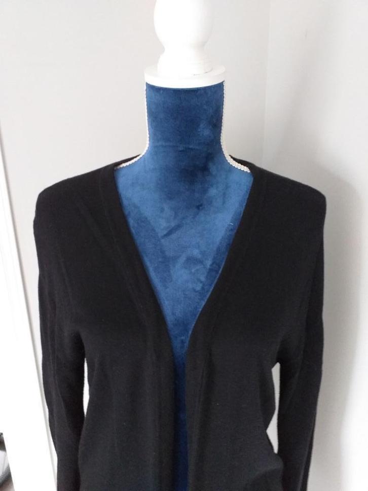 Fijn gebreid halflang vest van H&M, maat XS. Past ook S., Kleding | Dames, Truien en Vesten, Zo goed als nieuw, Maat 34 (XS) of kleiner