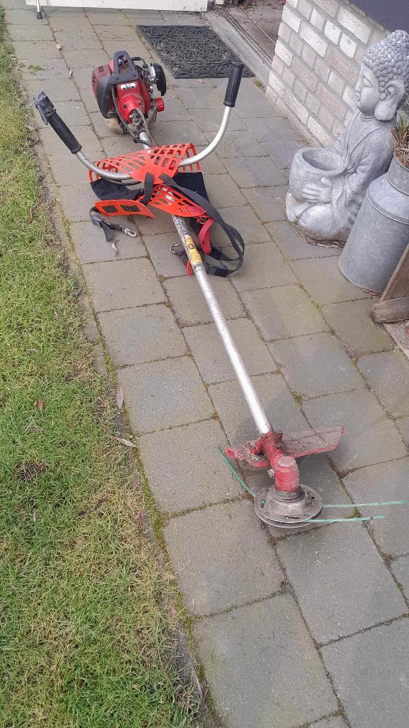 Shindaiwa b 45 motorzeis bosmaaier bos maaier motor zeis, Tuin en Terras, Bladblazers, Gebruikt, Handgedragen, Benzine, Ophalen