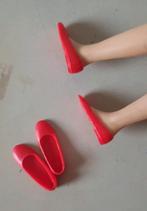 (Barbie)  2 paar Skipper schoentjes Gemerkt japan, Verzamelen, Ophalen of Verzenden, Accessoires