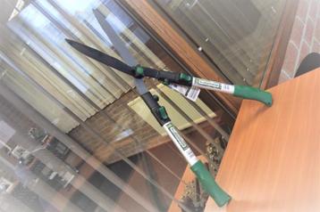 Heggenschaar telescopisch beschikbaar voor biedingen