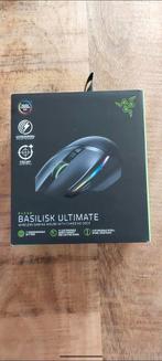 Razer Basilisk Ultimate + Chroma Dock, Rechtshandig, Muis, Ophalen of Verzenden, Zo goed als nieuw