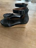 Ugg sandaal zwart met sleehak maat 39, Ophalen, UGG, Zwart, Sandalen of Muiltjes