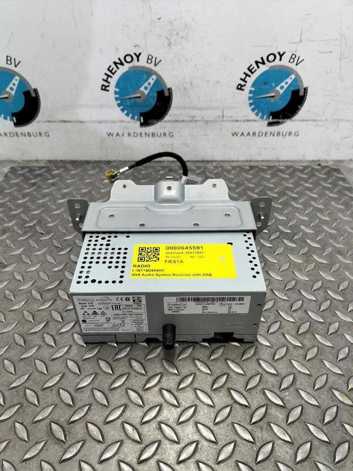 FORD FIESTA MK7 HJ 1.0 EcoB. Titanium X  [RADIO] M1BT18D804H, Auto-onderdelen, Overige Auto-onderdelen, Gebruikt, ARN erkend, Stiba lid