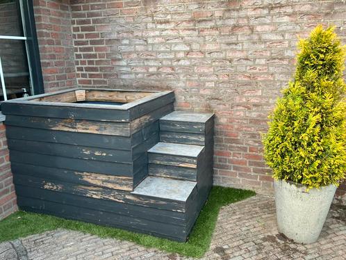 Hottub met verwarming, Tuin en Terras, Bubbelbaden en Hottubs, Gebruikt, Vast, Filter, Pomp, Trap, Ophalen