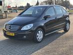 Mercedes-Benz B-Klasse 150 Elegance [ airco,eccaudio,pdc,tre, Auto's, Voorwielaandrijving, Zwart, Zwart, Origineel Nederlands
