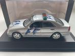 Mercedes AMG C36 F1 Doctors Car 1997, Hobby en Vrije tijd, Modelauto's | 1:43, Ophalen of Verzenden, Zo goed als nieuw, Auto, MiniChamps