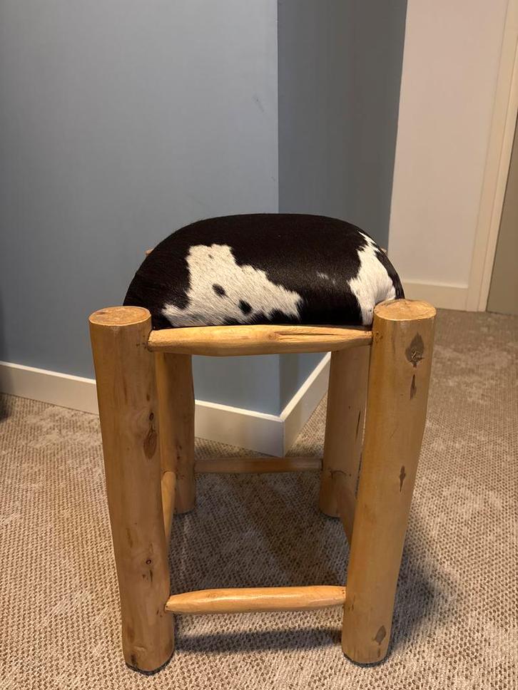 Nieuwstaat Kruk Koe - Uniek Design!, Huis en Inrichting, Stoelen, Nieuw, Eén, Hout, Ophalen