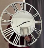 Klok, Huis en Inrichting, Woonaccessoires | Klokken, Ophalen, Zo goed als nieuw, Analoog