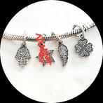 Pandora hanger / o.a hamsa, veer, klaver 4, zirkonia, Pandora, Ophalen of Verzenden, Zo goed als nieuw, 2 of 3 bedels