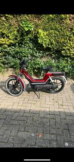 Nette Vespa Piaggio Si, geel kenteken (kickstart en vario), Fietsen en Brommers, Brommers | Vespa, Ophalen, Zo goed als nieuw