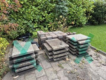 Grindtegels en klinkers - gratis op te halen in Bleiswijk beschikbaar voor biedingen
