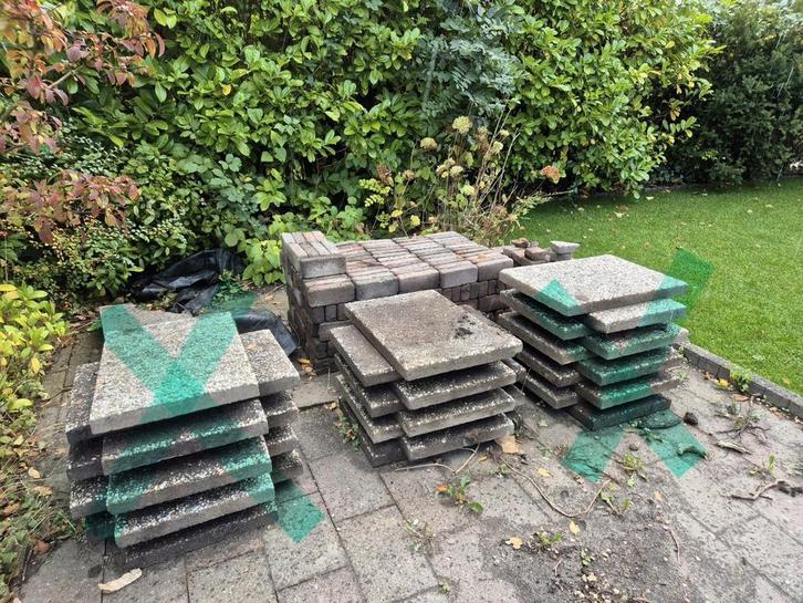 Grindtegels en klinkers - gratis op te halen in Bleiswijk, Tuin en Terras, Tegels en Klinkers, Gebruikt, Klinkers, Beton, Ophalen