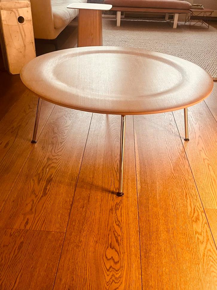 Vintage Eames/ Vitra CTM coffee table in zeer goede staat, Huis en Inrichting, Tafels | Bijzettafels, Zo goed als nieuw, Rond