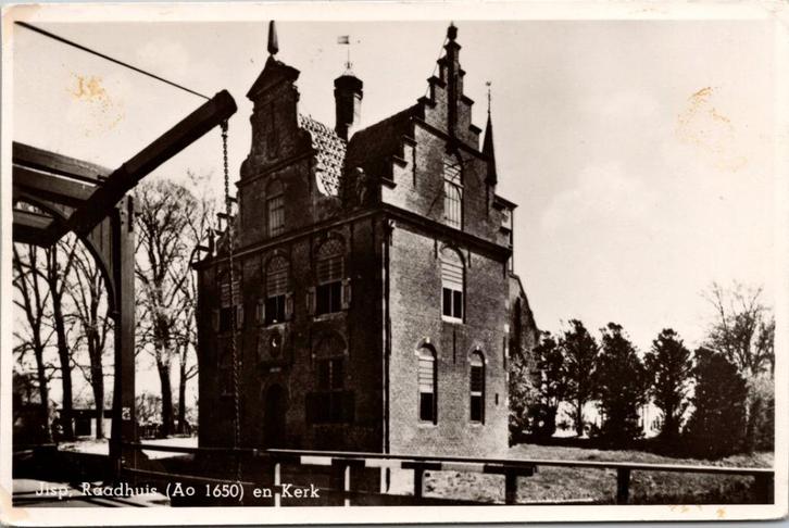 Jisp - Raadhuis en Kerk, Verzamelen, Ansichtkaarten | Nederland, Ongelopen, Noord-Holland, 1940 tot 1960, Verzenden
