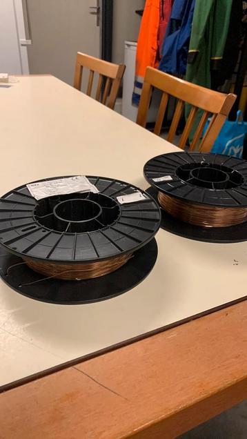 2 rollen co2 lasdraad 0,6mm beschikbaar voor biedingen