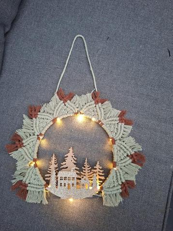Kerstkrans met Verlichting - Handgemaakt beschikbaar voor biedingen