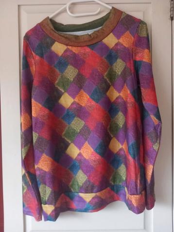 Geruite top mt M  beschikbaar voor biedingen