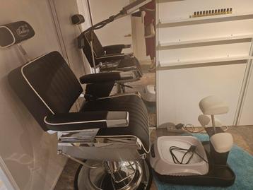 2x Barber stoel set Barber pedicure shop stoel  beschikbaar voor biedingen