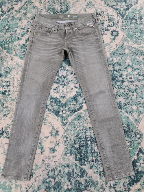 Replay Fabienne relaxed W28 L32 WMN Tulsi2832, Kleding | Dames, Spijkerbroeken en Jeans, Zo goed als nieuw, W28 - W29 (confectie 36)
