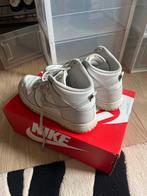 Dunk High - Gebruikt, maar kunnen weer shinen!, Ophalen, Gedragen, Wit, Sneakers of Gympen