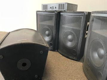 Geluidsset speakers 12’ met tweeter. beschikbaar voor biedingen