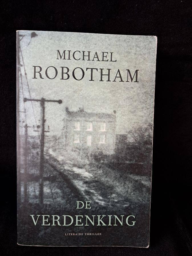 de verdenking: Michael Robotham, Boeken, Thrillers, Zo goed als nieuw, Ophalen of Verzenden