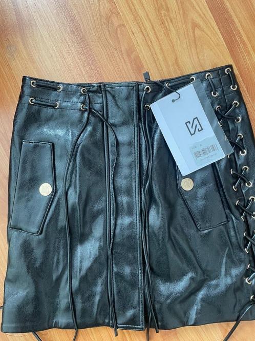 Nikkie rokje zwart met studs maat 32 nieuw, Kleding | Dames, Rokken, Nieuw, Maat 34 (XS) of kleiner, Zwart, Boven de knie, Ophalen of Verzenden