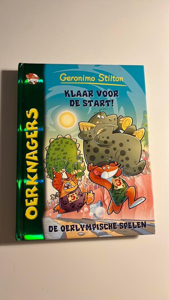 Klaar voor de start de Oerlympische spelen, Boeken, Kinderboeken | Jeugd | onder 10 jaar, Zo goed als nieuw, Fictie algemeen, Ophalen of Verzenden
