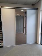 Grote grijze kast met spiegeldeuren. Showroommodel!!, Huis en Inrichting, Kasten | Kledingkasten, Ophalen, 200 cm of meer, Nieuw
