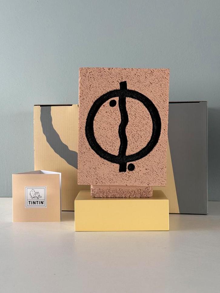 Beeldje gesigneerd door Kih-Oskh - denkbeeldig museum Kuifje, Verzamelen, Stripfiguren, Zo goed als nieuw, Beeldje of Figuurtje