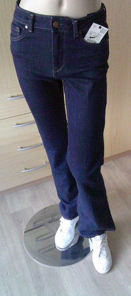 Zara NIEUWE stretch spijkerbroek contour bootcut 36, Kleding | Dames, Spijkerbroeken en Jeans, Nieuw, W28 - W29 (confectie 36)