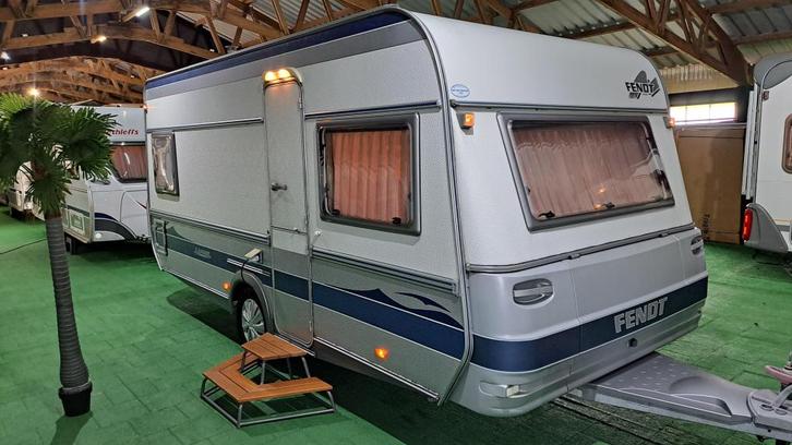 Fendt Saphir 470 TF Voortent/Incl afleverbeurt, Caravans en Kamperen, Caravans, Bedrijf, tot en met 4, 1000 - 1250 kg, Rondzit