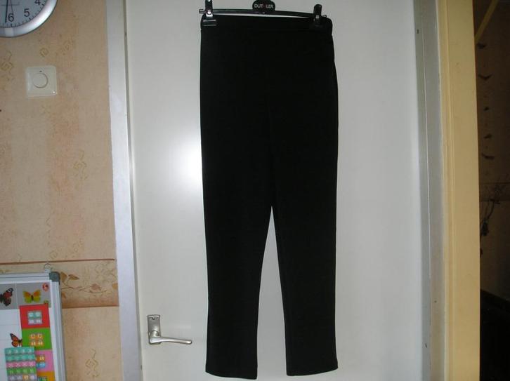 Dameskleding: zwarte set - blazer/jasje + broek, Kleding | Dames, Jasjes, Kostuums en Pakken, Zo goed als nieuw, Kostuum of Pak