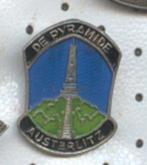 SPELDJE PYRAMIDE VAN AUSTERLITZ (A9), Verzamelen, Speldjes, Pins en Buttons, Verzenden, Gebruikt, Overige onderwerpen