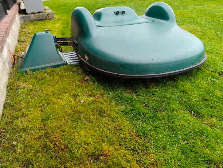 Belrobotics bigmow robotmaaier tot 18000m2 € 2400,- compleet, Tuin en Terras, Robotmaaiers, Gebruikt, Meer dan 25 cm, Ophalen