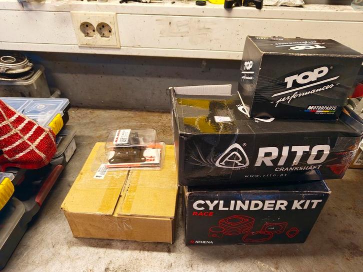 Snelle 70cc Honda mt mb Athena setup met Rito krukas, Fietsen en Brommers, Brommeronderdelen | Algemeen, Zo goed als nieuw, Blok