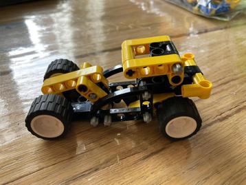 lego vorkheftruk (8441) 72 onderdelen. beschikbaar voor biedingen