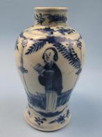 antiek Chinees porselein vaasje Kangxi gemerkt, Ophalen of Verzenden