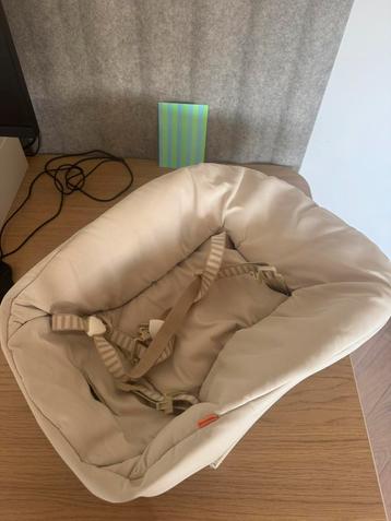 Stokke newbornset met hoes en speelstok beschikbaar voor biedingen