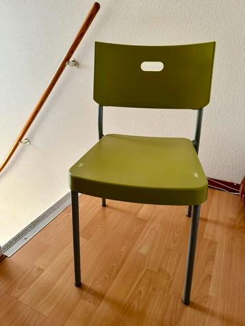 Groene stoel IKEA model Herman